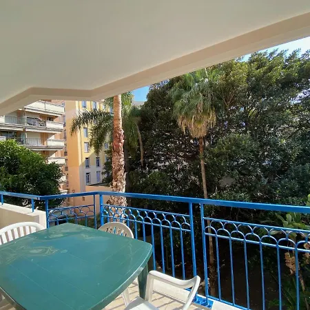 Joli 2 Pièces Vue Jardin 50m Parking Clim *